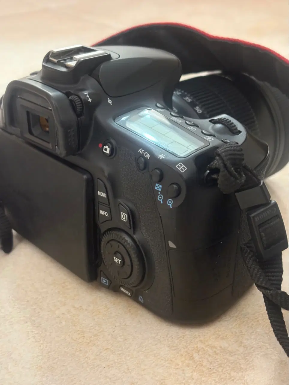 دوربین canon 60d|دوربین عکاسی و فیلم‌برداری|کرج, فاز ۳ گوهردشت|دیوار