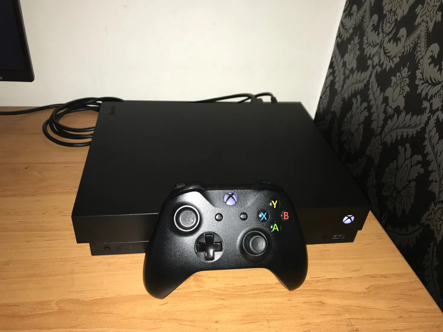 Xbox one x|کنسول، بازی ویدئویی و آنلاین|مشهد, بهمن|دیوار