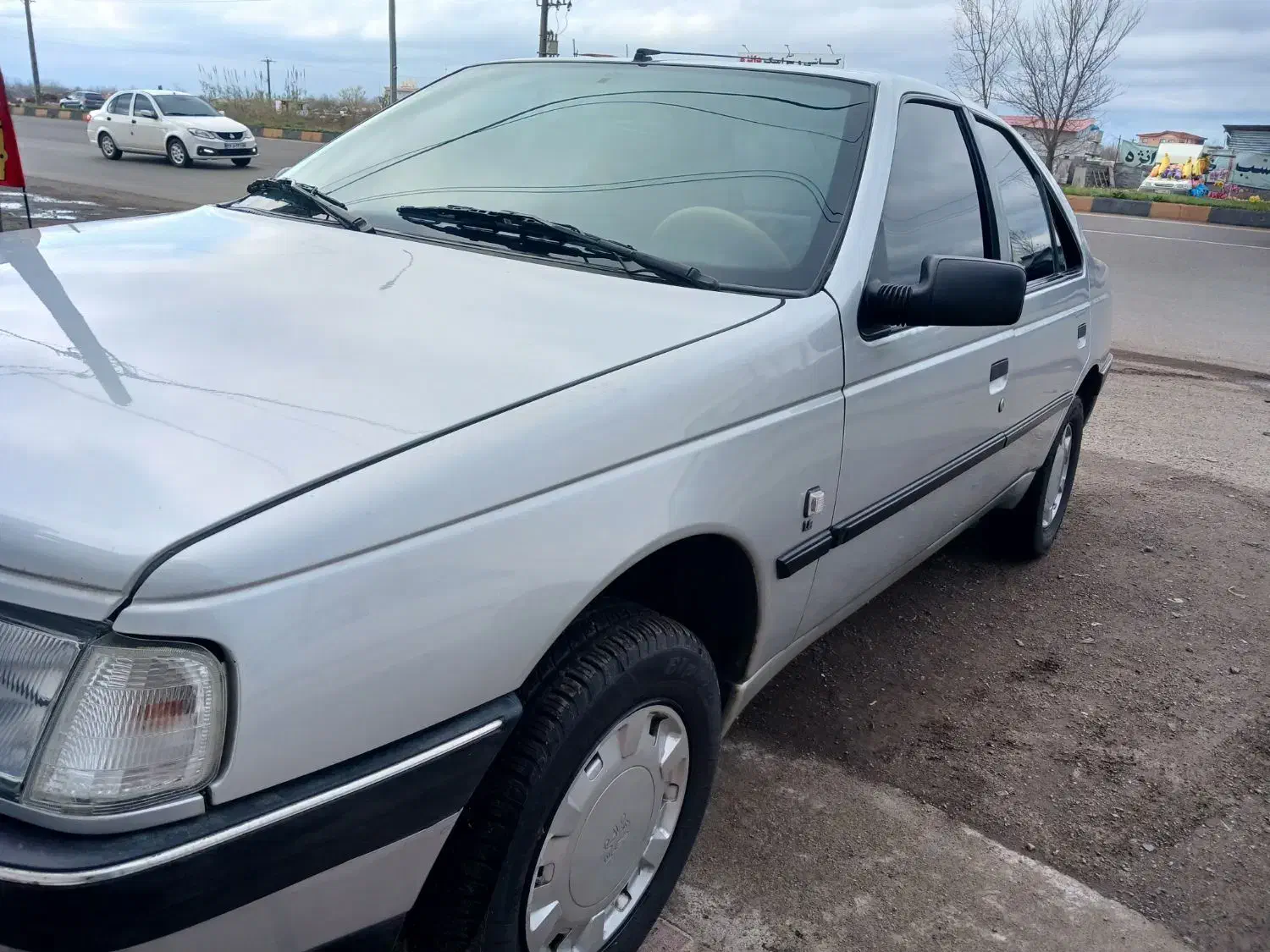 پژو405|خودرو سواری و وانت|لاهیجان, حاجی آباد|دیوار