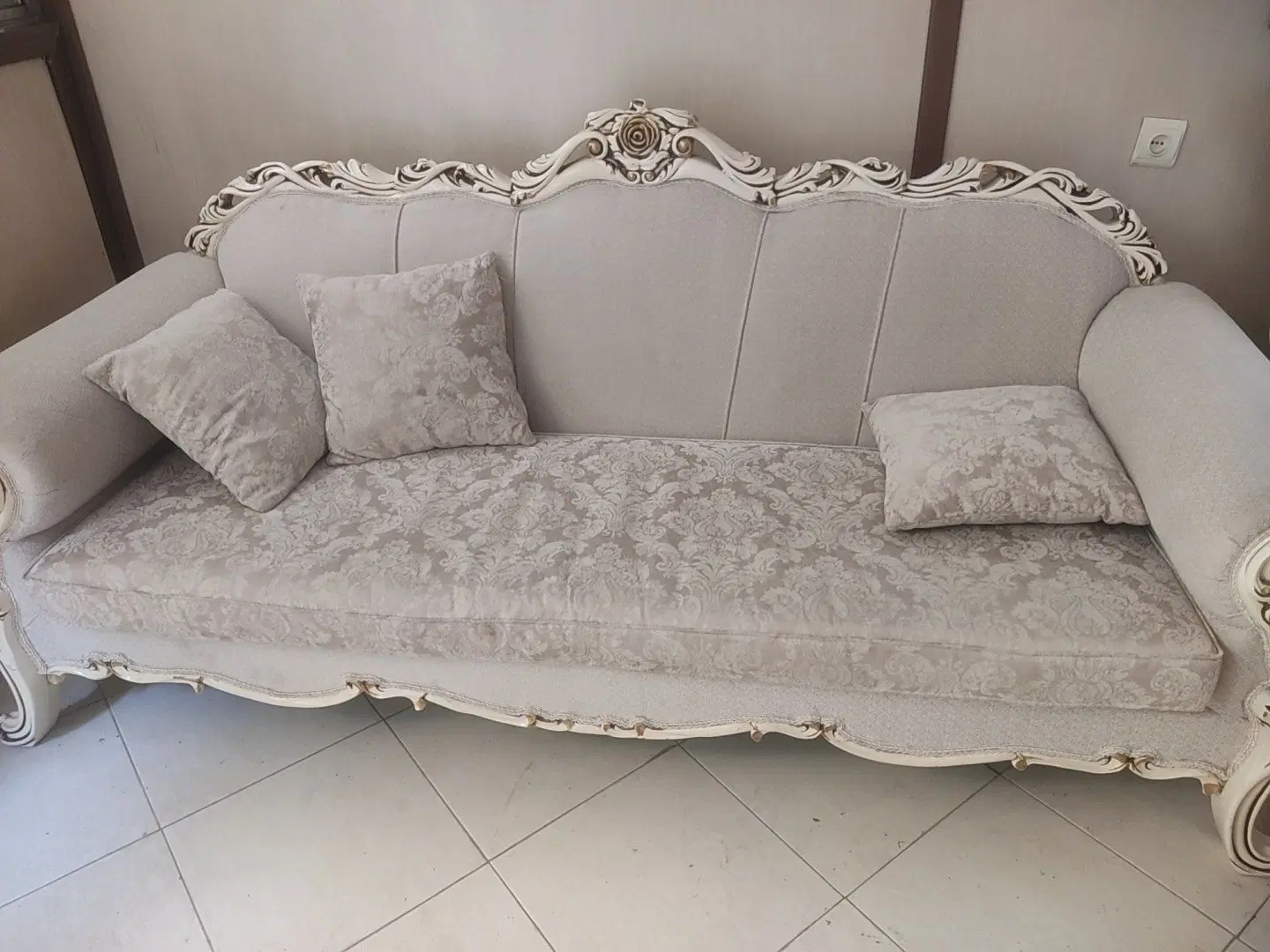 مبل|مبلمان خانگی و میز عسلی|کرج, اصفهانی‌ها|دیوار
