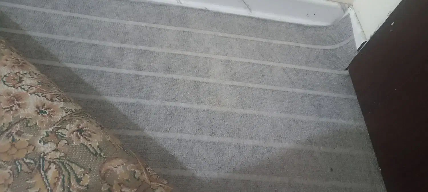 موکت طوسی|موکت|سبزوار, قصبه اب یمین|دیوار