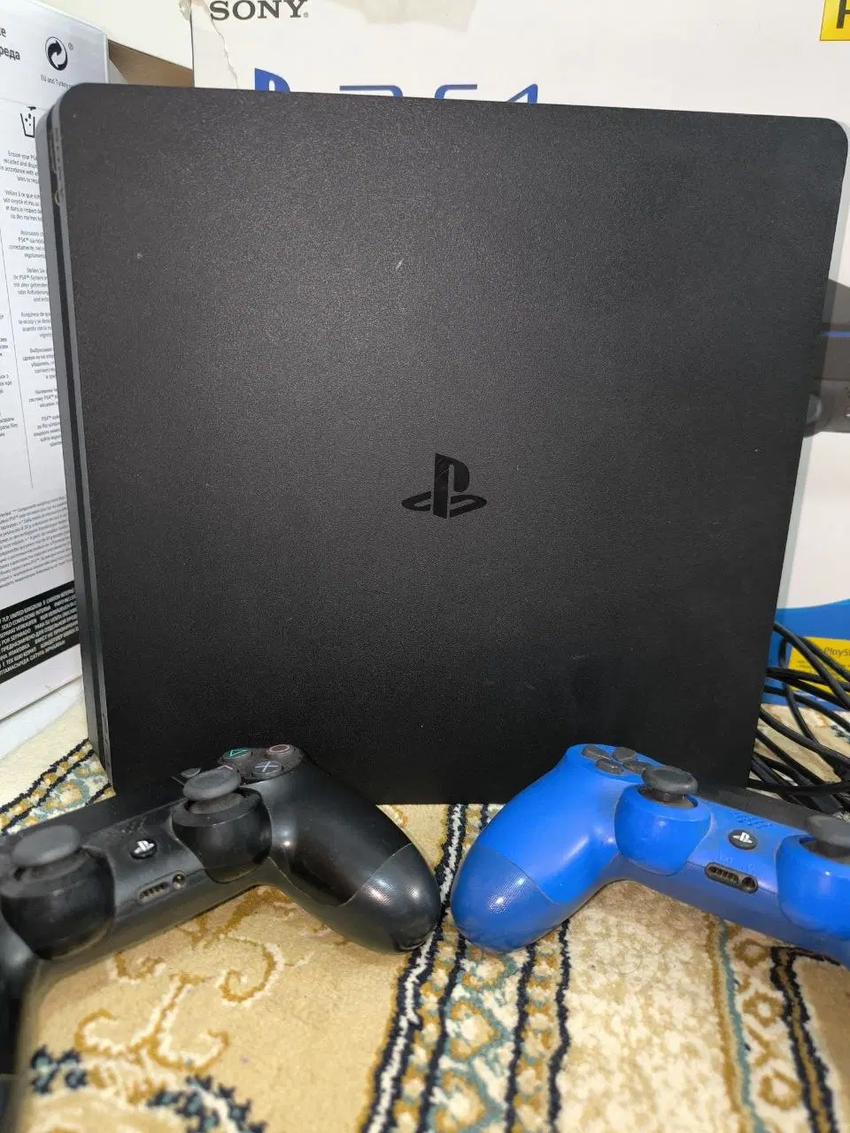 Ps4 slim|کنسول، بازی ویدئویی و آنلاین|اصفهان, ملک‌شهر|دیوار