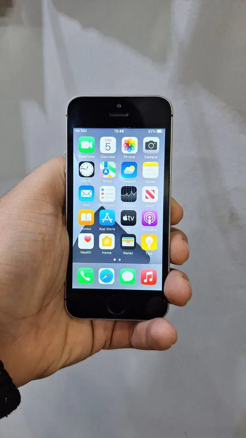 آیفون SE|موبایل|مینودشت, |دیوار