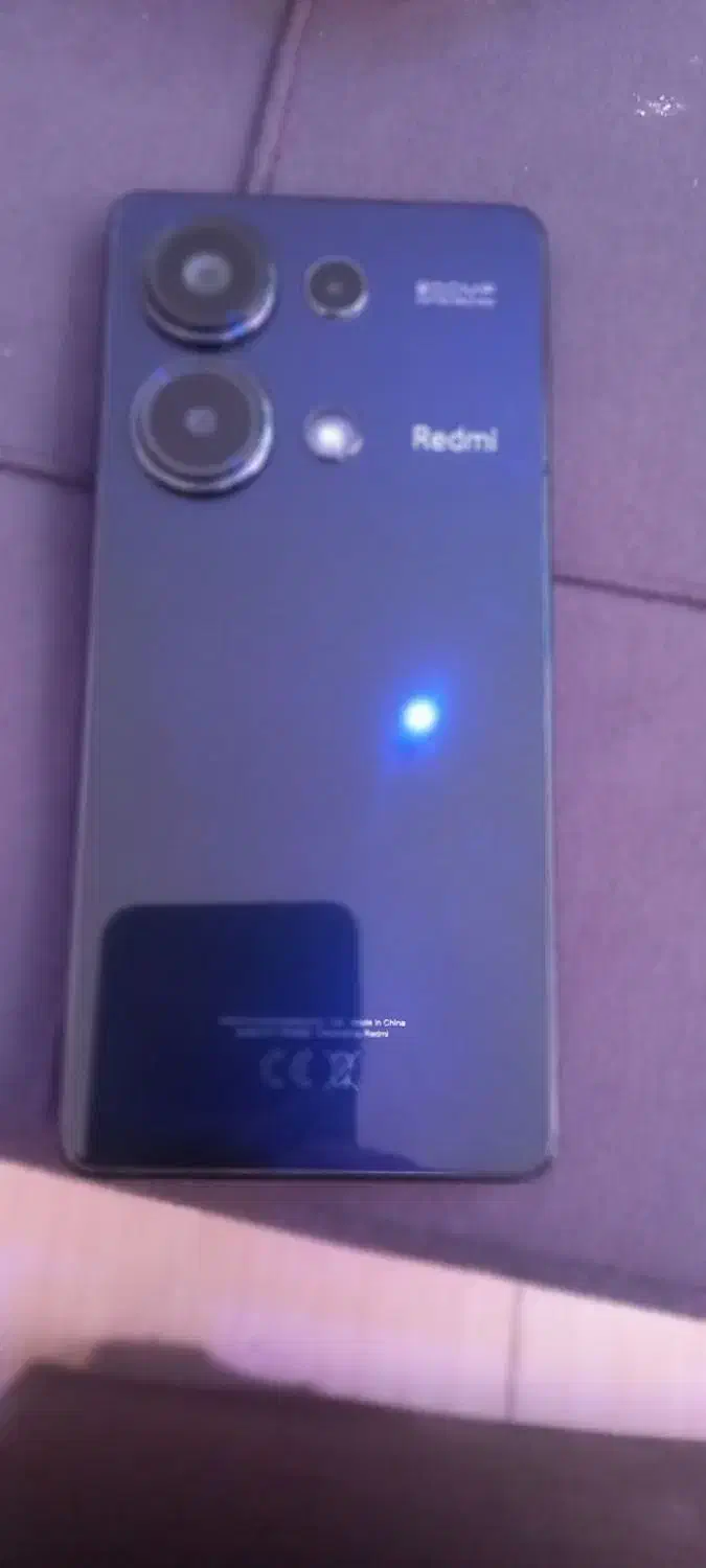 گوشی|موبایل|قرچک, میرزائی شمالی|دیوار