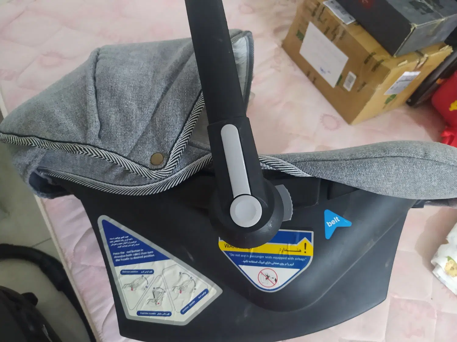 کریر نو و روروئک فقط 500|اسباب و اثاث بچه|نیشابور, خیام|دیوار