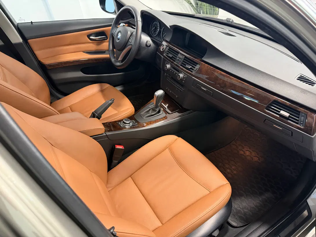 Bmw 330 Lci 2009|خودرو سواری و وانت|تهران, درختی|دیوار