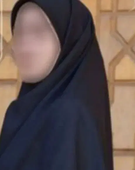 پارچه|لباس|قم, باغ شازده|دیوار