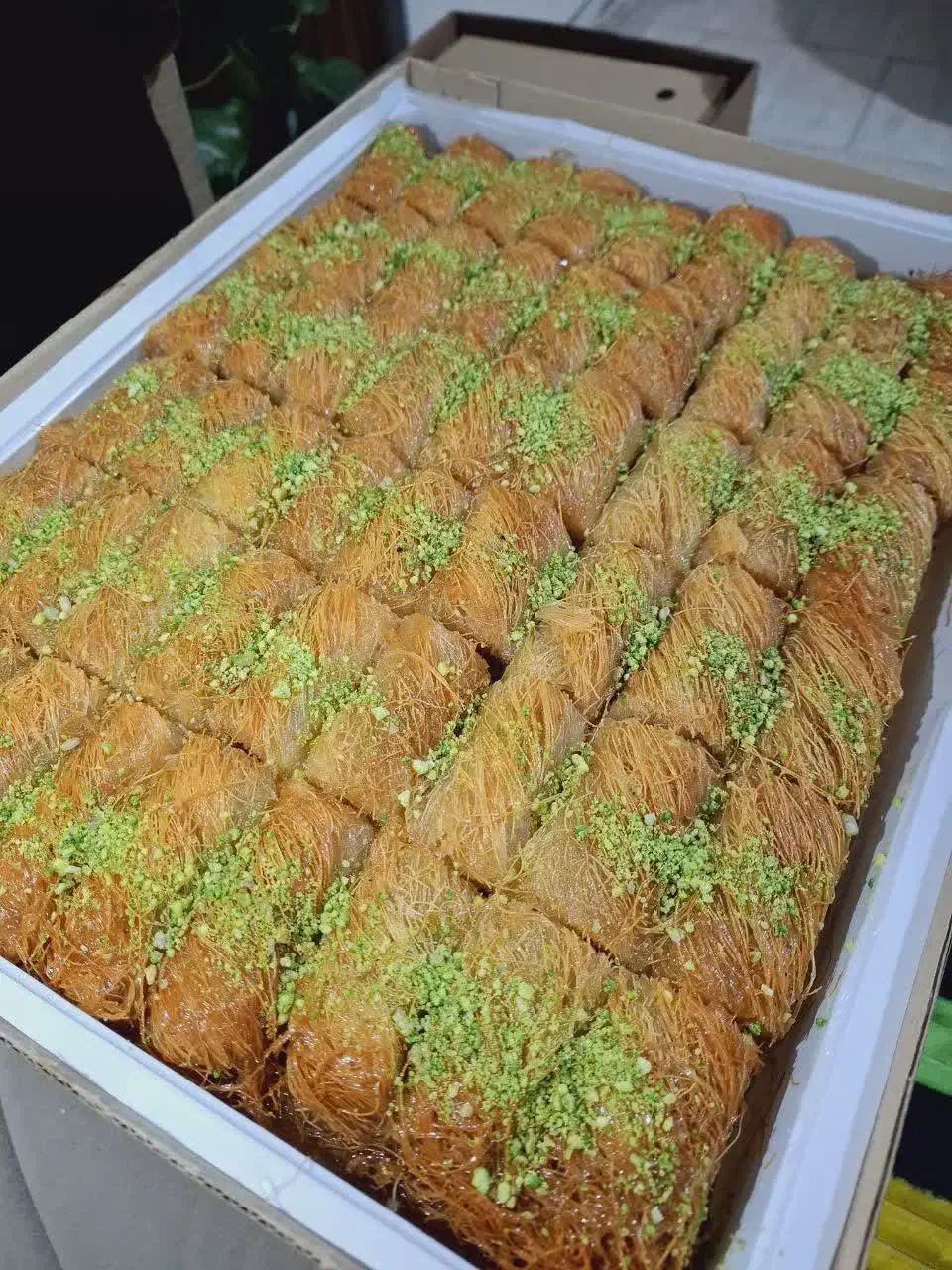 باقلوا|خوردنی و آشامیدنی|هشتگرد, شهرک ولیعصر (مصلی)|دیوار