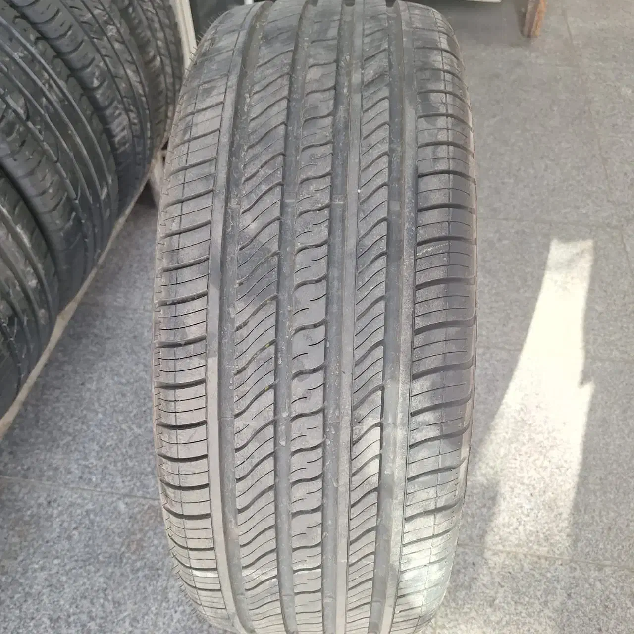 لاستیک GT radial|قطعات یدکی و لوازم جانبی|نیشابور, فردوس شمالی|دیوار