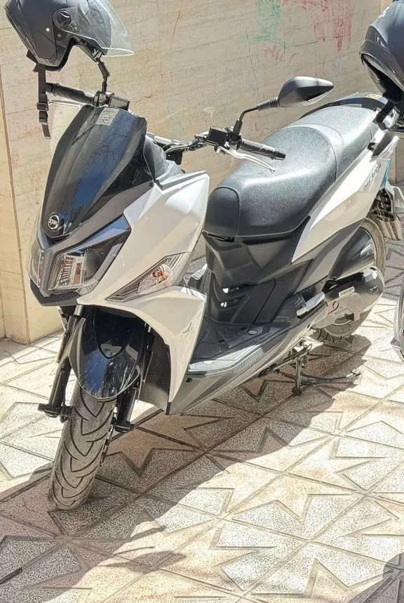 گلگسی j200 sym|موتورسیکلت|دورود, |دیوار