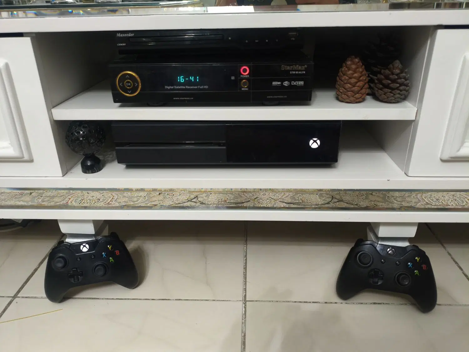 Xbox one 1tera|کنسول، بازی ویدئویی و آنلاین|تهران, تهرانپارس غربی|دیوار