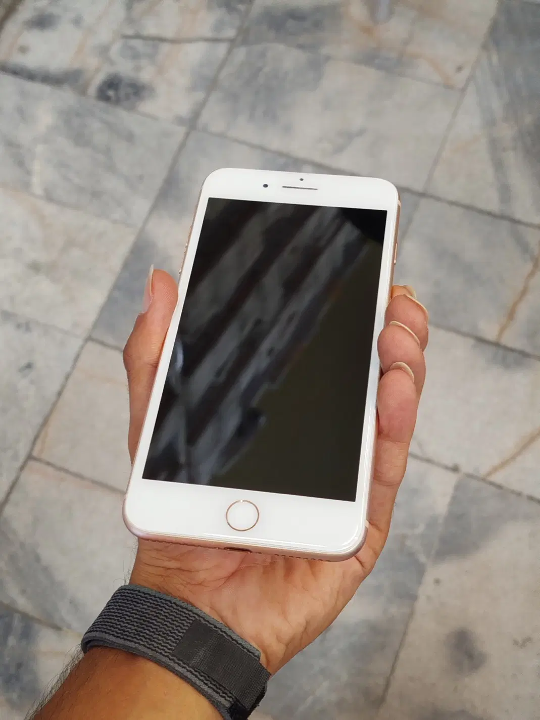 آیفون 8plus|موبایل|مشهد, ده دی|دیوار