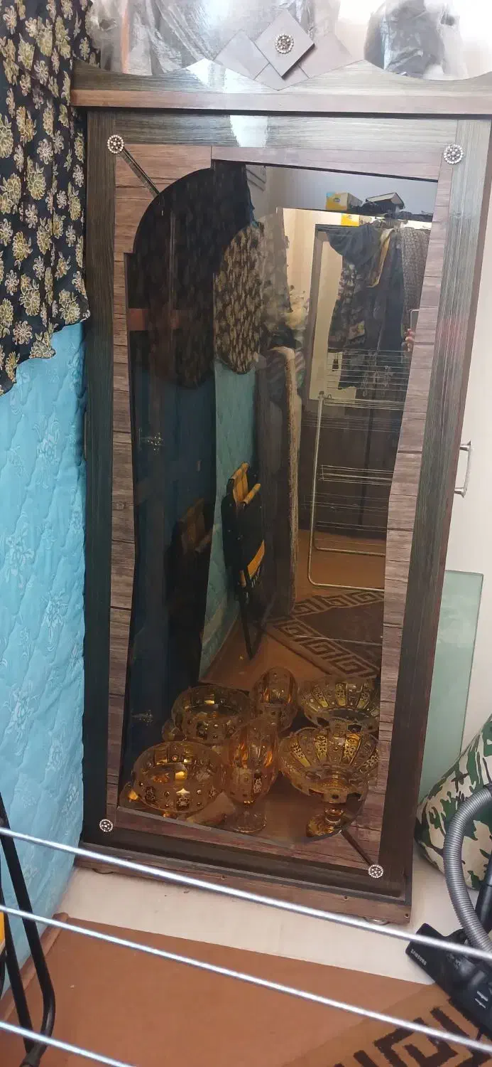 ویترین چوبی|بوفه، ویترین، کنسول|برخوار, |دیوار