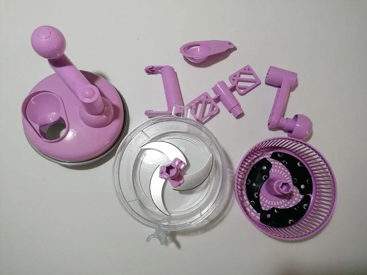 خردکن دستی|خردکن، آسیاب، غذاساز|تاکستان, |دیوار