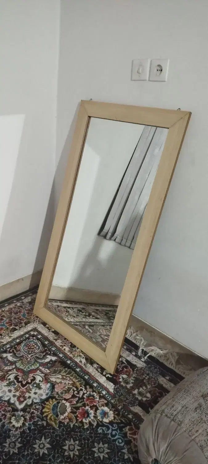 آینه قدی|آینه|شیراز, گچی|دیوار