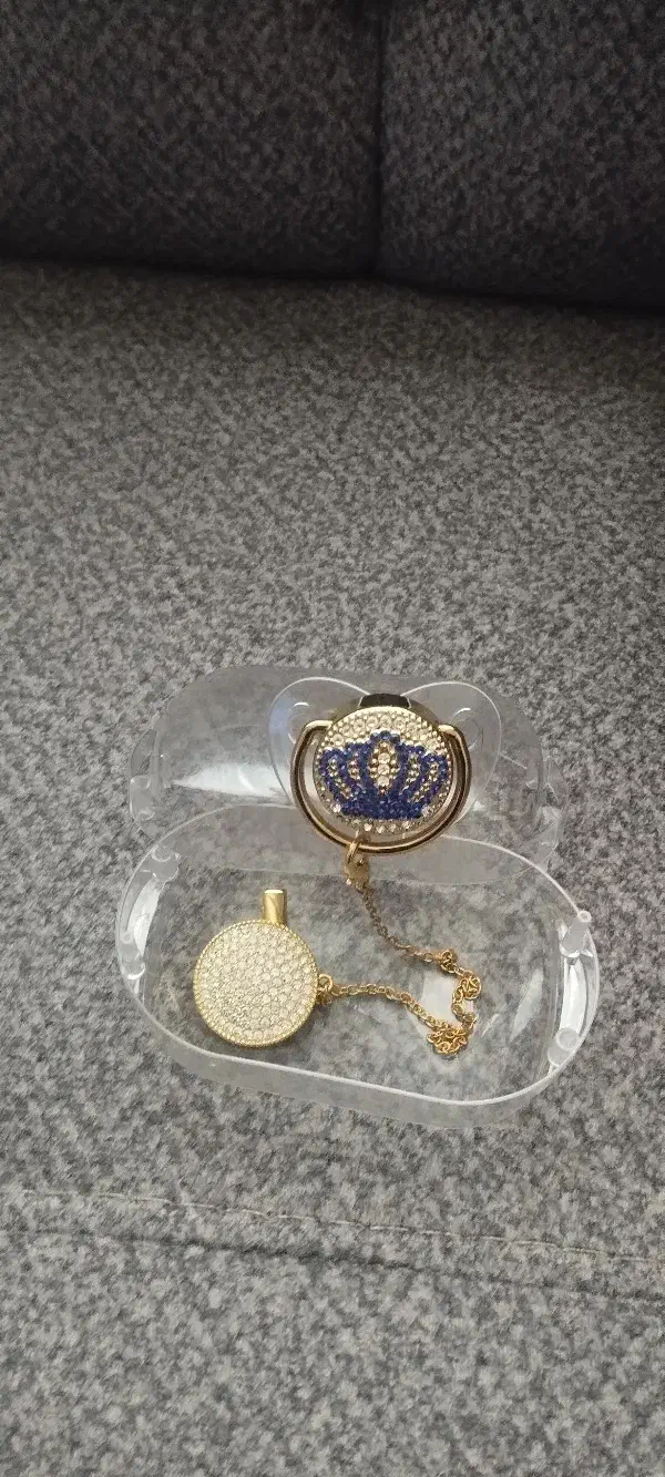 پستونک|اسباب و اثاث بچه|مشهد, جانباز|دیوار