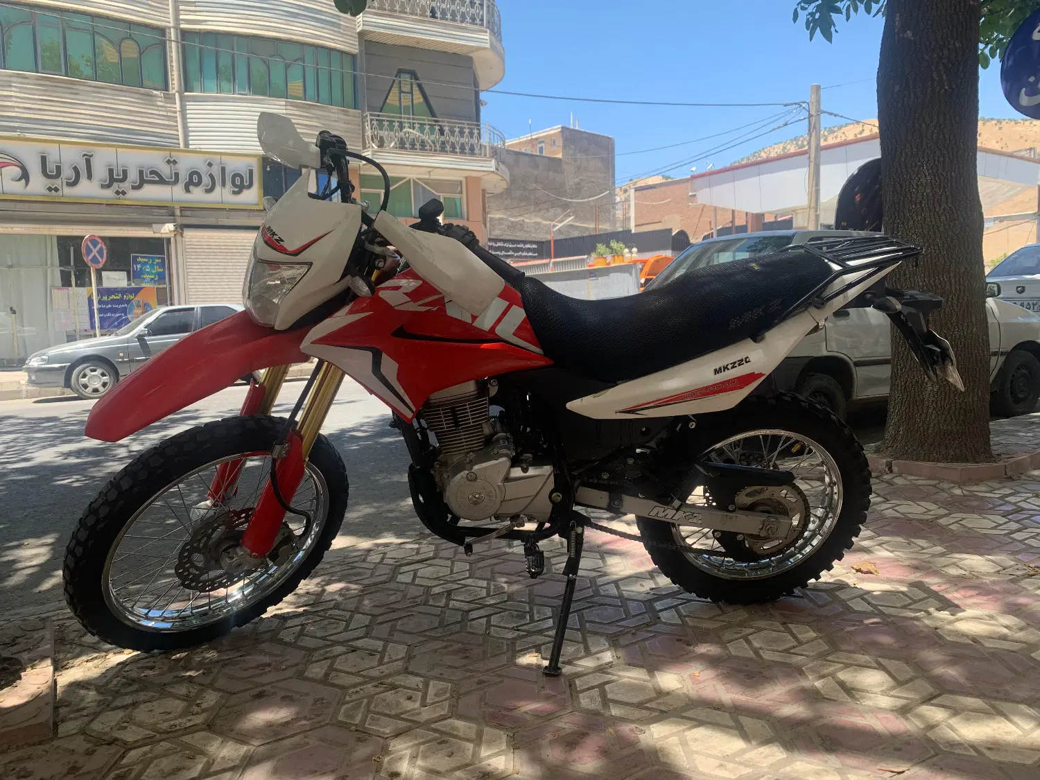 Mkz 200 تریل|موتورسیکلت|مریوان, |دیوار