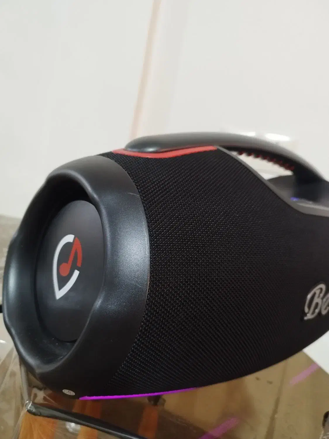 اسپیکر بیکارو .ضد آب .صدای فوق العاده قوی..|پخش‌کننده همراه|همدان, |دیوار