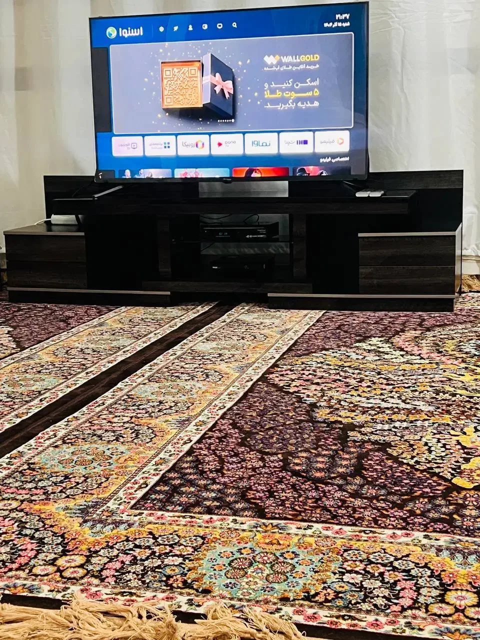 میزتی وی|میز تلویزیون|بانه, |دیوار