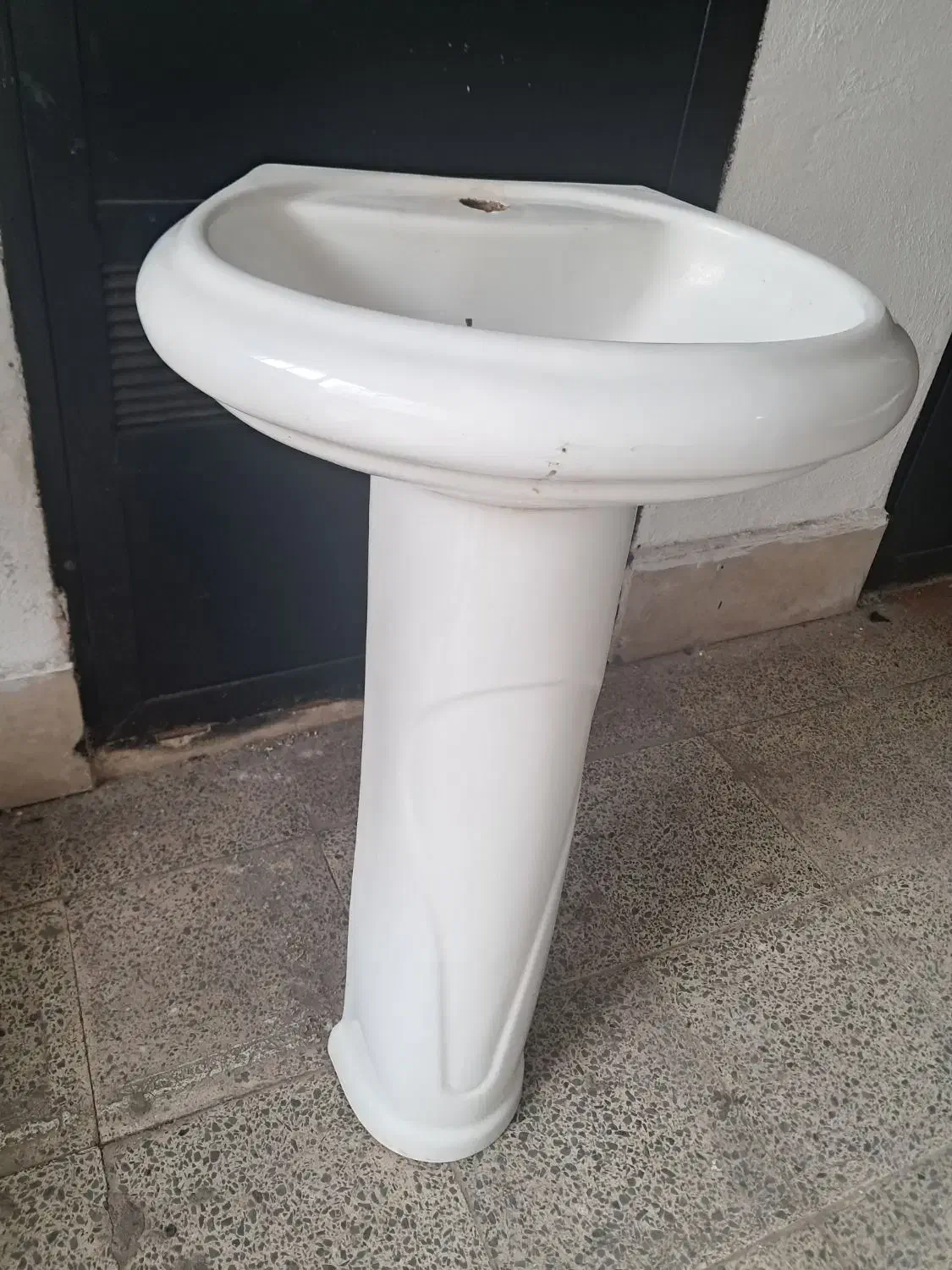 روشویی|لوازم سرویس بهداشتی|رشت, کوی مهر|دیوار