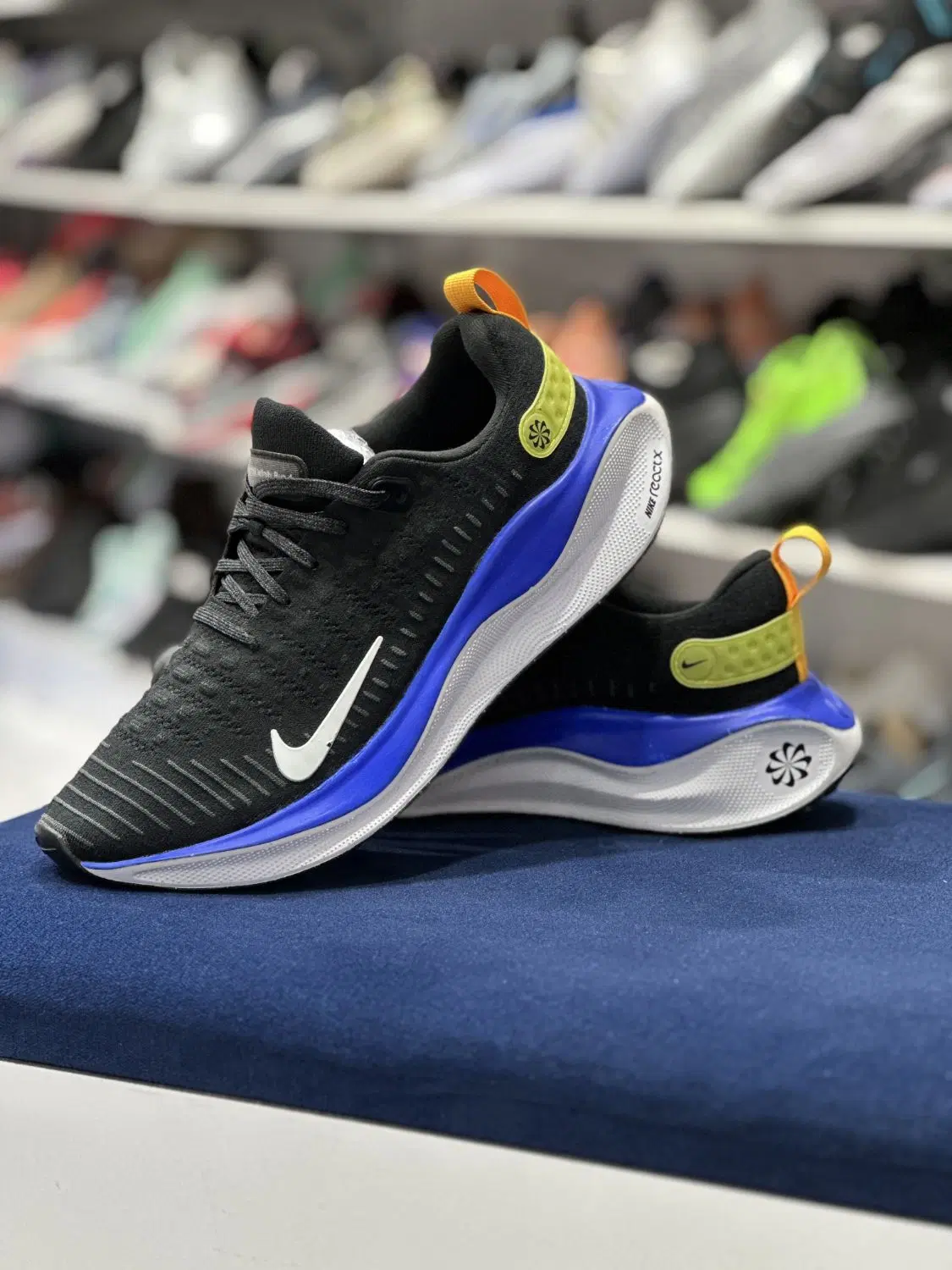 nike infinity run 4 حراجی|کیف، کفش، کمربند|کرج, اصفهانیها|دیوار