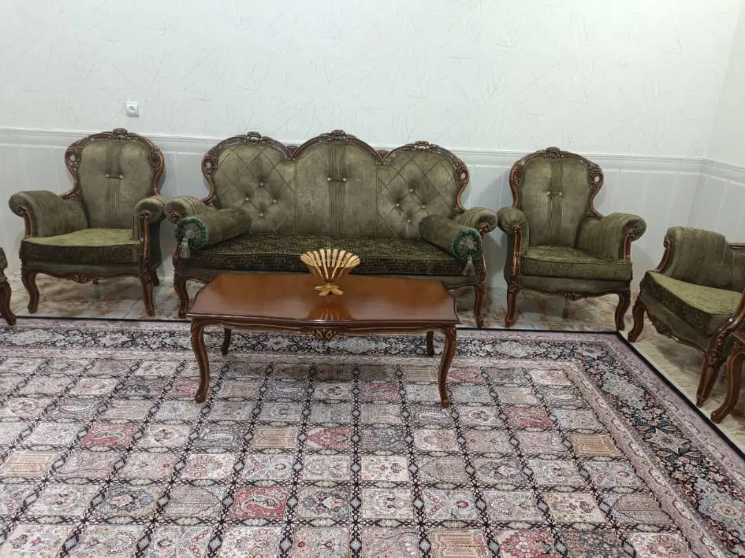 مبلمان|مبلمان خانگی و میز عسلی|کوهپایه, |دیوار
