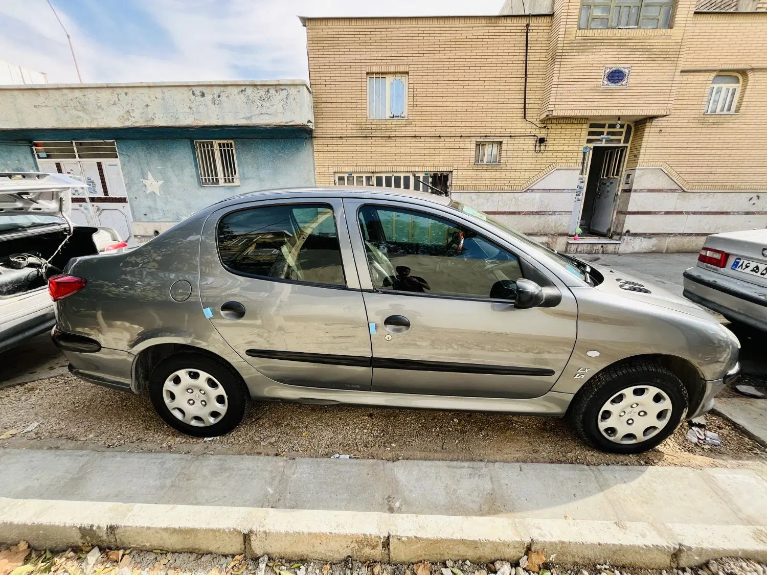 206 SD TU5 V1|خودرو سواری و وانت|شیراز, گلشن|دیوار