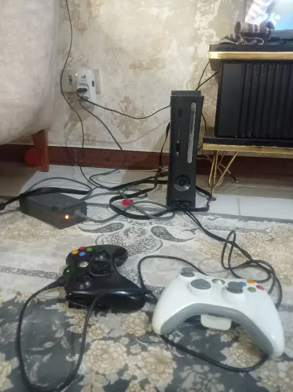 Xbox 360|کنسول، بازی ویدئویی و آنلاین|پرند, فاز ۲|دیوار