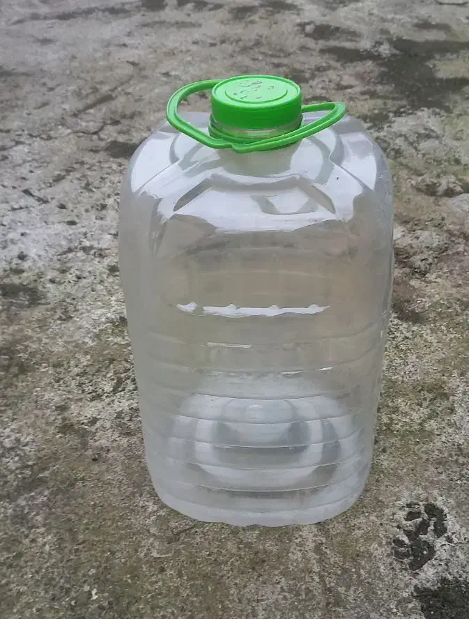 ظرف|ظروف نگهدارنده، پلاستیکی، یکبارمصرف|رشت, حومه رشت|دیوار