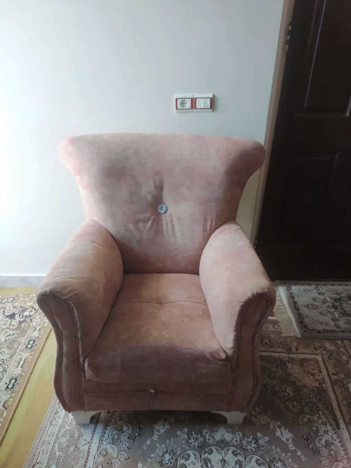 مبل|مبلمان خانگی و میز عسلی|بابلسر, |دیوار