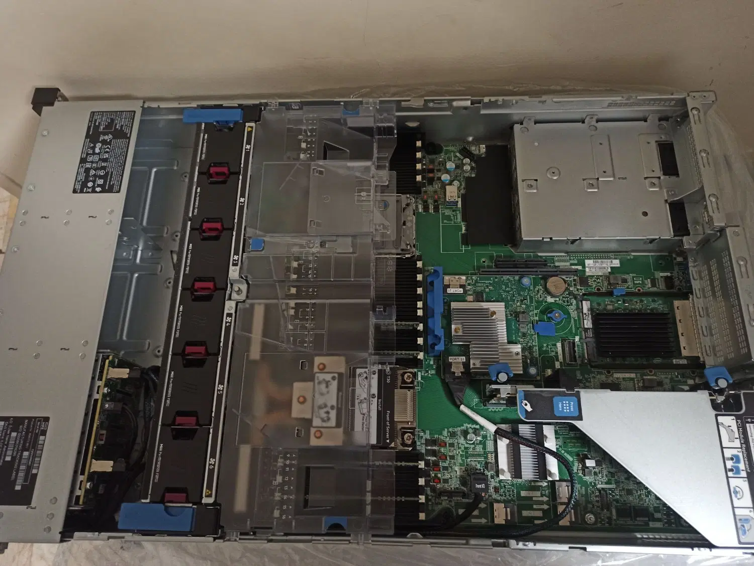 Dl380 G10 plus|مودم و تجهیزات شبکه|تهران, شهرآرا|دیوار