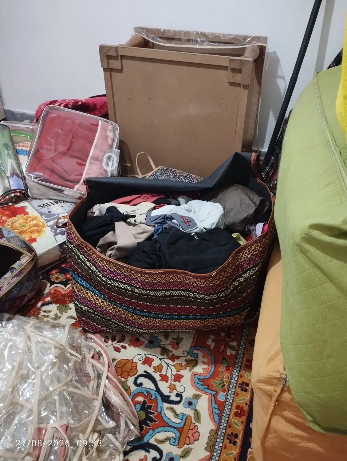 لباس|کفش و لباس بچه|الیگودرز, |دیوار