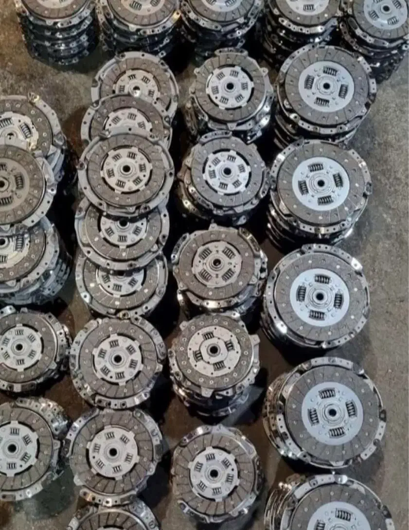 دیسک وصفحه دیسک و صفحه پژو پراید تیبا گیربکس|قطعات یدکی و لوازم جانبی|مشهد, کارگران|دیوار