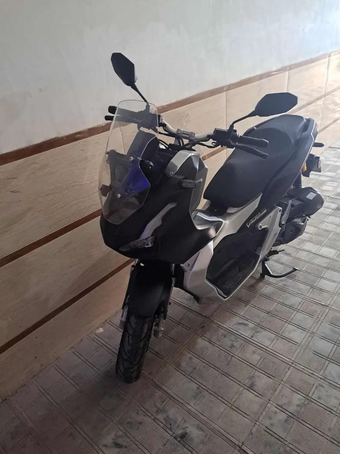 adv 150|موتورسیکلت|چهارباغ, |دیوار