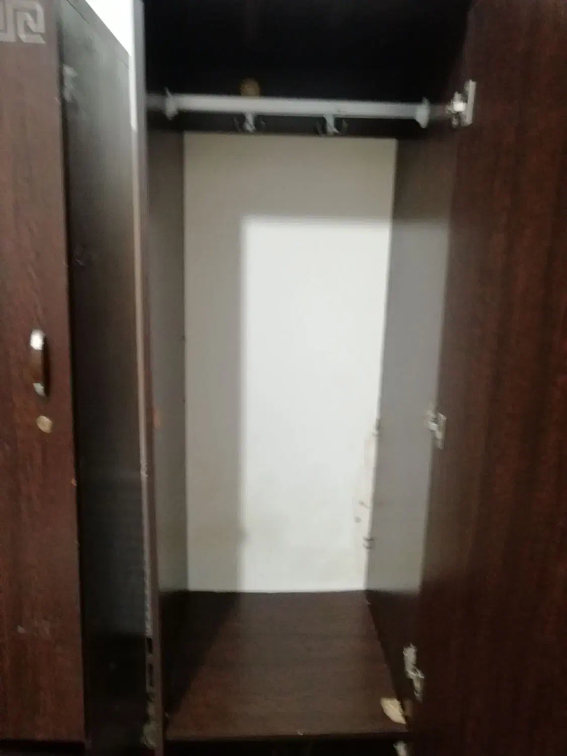 کمو|جاکفشی، کمد، دراور|زابل, |دیوار