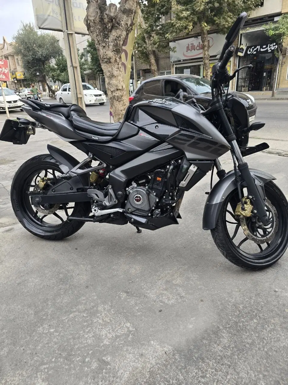 ns200|موتورسیکلت|گنبد کاووس, |دیوار