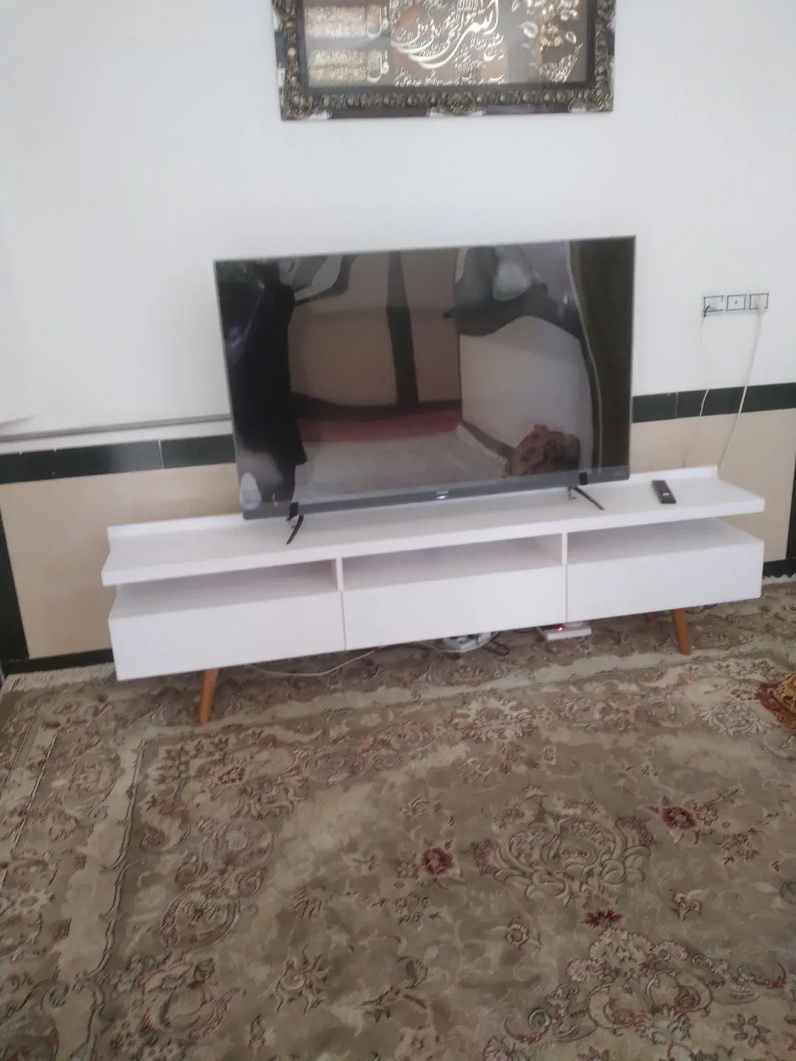 میز ‌televizun|میز تلویزیون|کوهسرخ, |دیوار