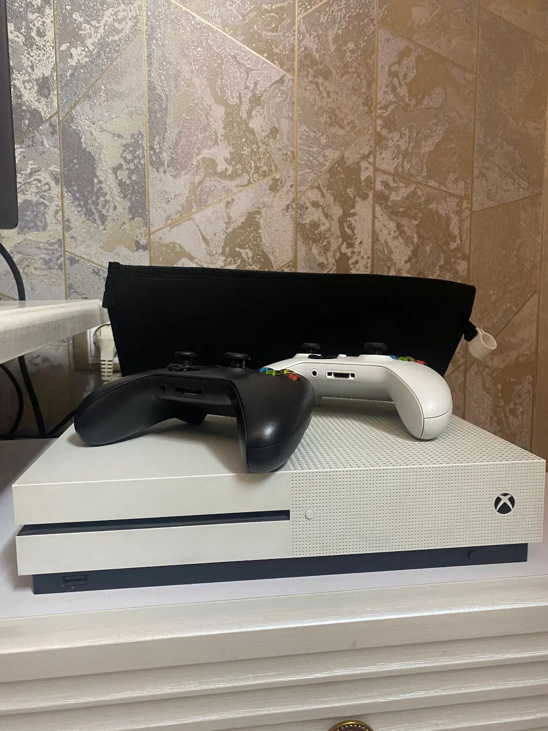 Xbox one s|کنسول، بازی ویدئویی و آنلاین|تهران, پرستار|دیوار