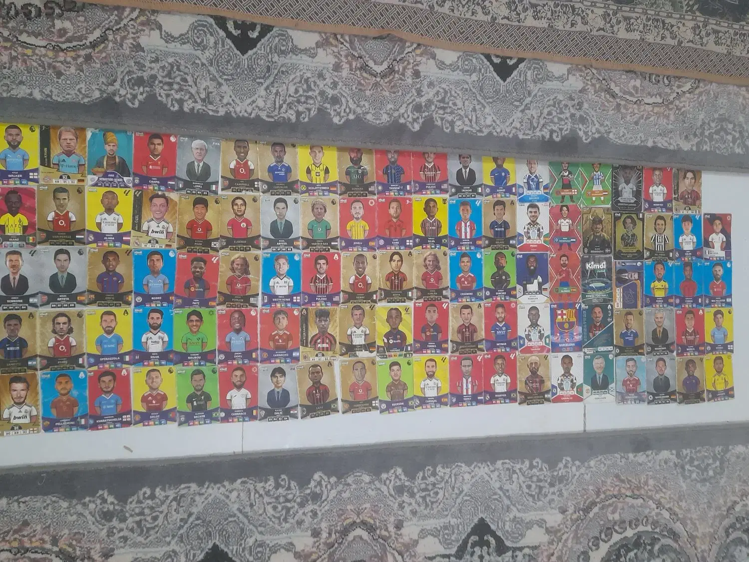 ۹۹ عدد|اسباببازی|رادکان, |دیوار