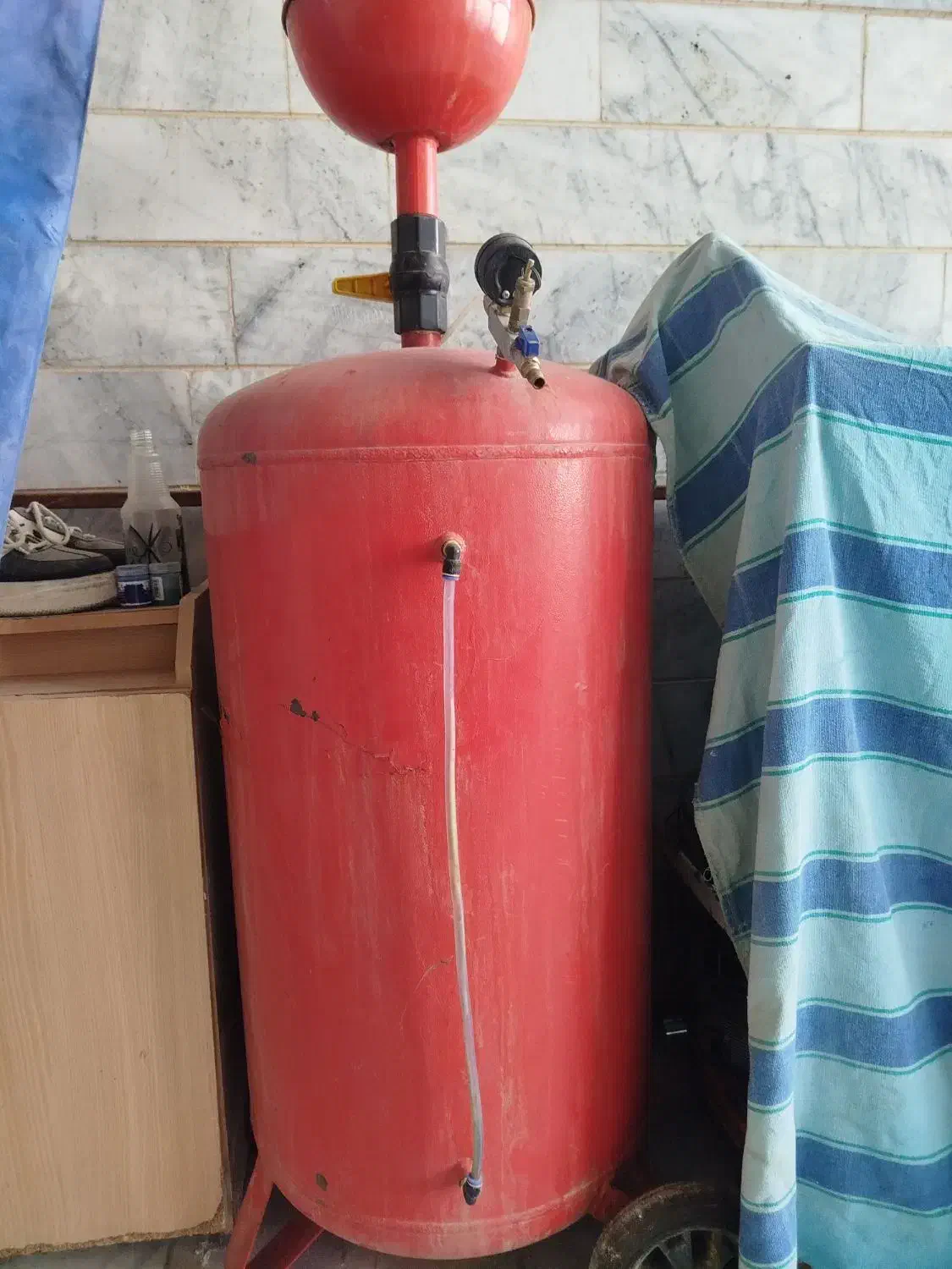 کف پاش|ماشین‌آلات صنعتی|بیرجند, |دیوار