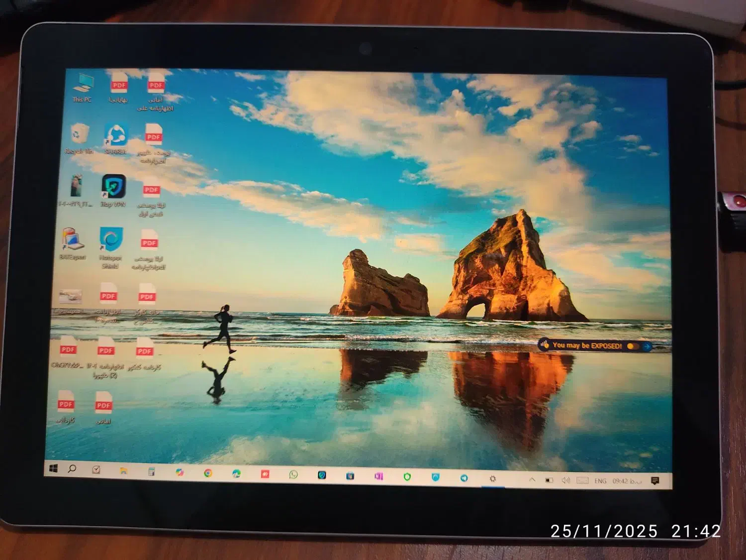 لپتاپ سرفیس + کیبورد + تاچ|رایانه همراه|قم, نخودی|دیوار