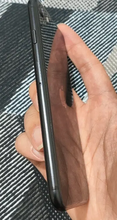 iphone se 2020|موبایل|مشهد, شهرک رازی (شهرک غرب)|دیوار