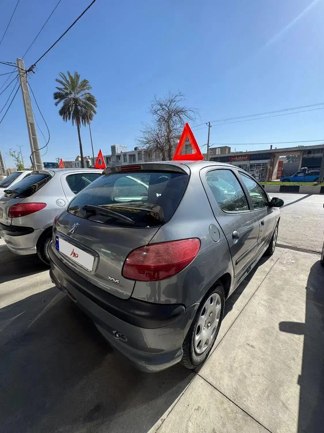 ۲۰۶|خودرو سواری و وانت|جهرم, |دیوار