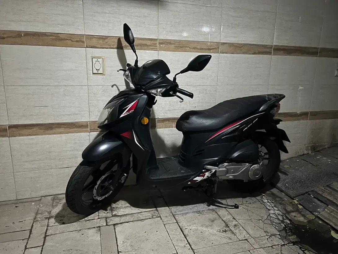 Sr200اولین واردات رینگ بزرگ سند دست اول|موتورسیکلت|تهران, گیشا|دیوار