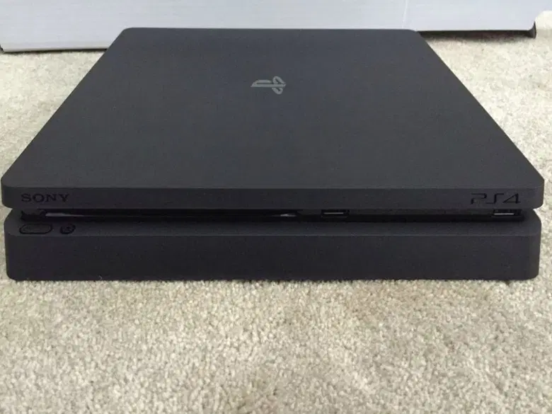 Ps4 slim|کنسول، بازی ویدئویی و آنلاین|اراک, |دیوار