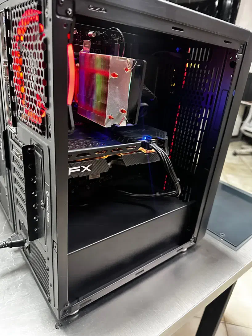 کیس گیمینگ RGB|رایانه رومیزی|شیراز, معالیآباد|دیوار