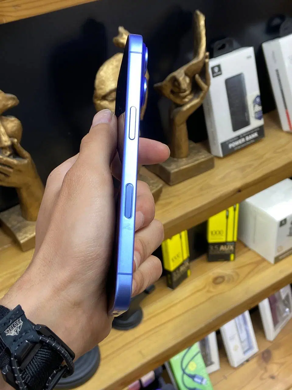 iphone 16 normal|موبایل|کرج, کوی امامیه|دیوار