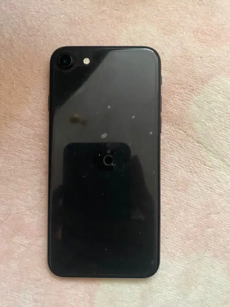 iphone se|موبایل|اصفهان, رزمندگان|دیوار