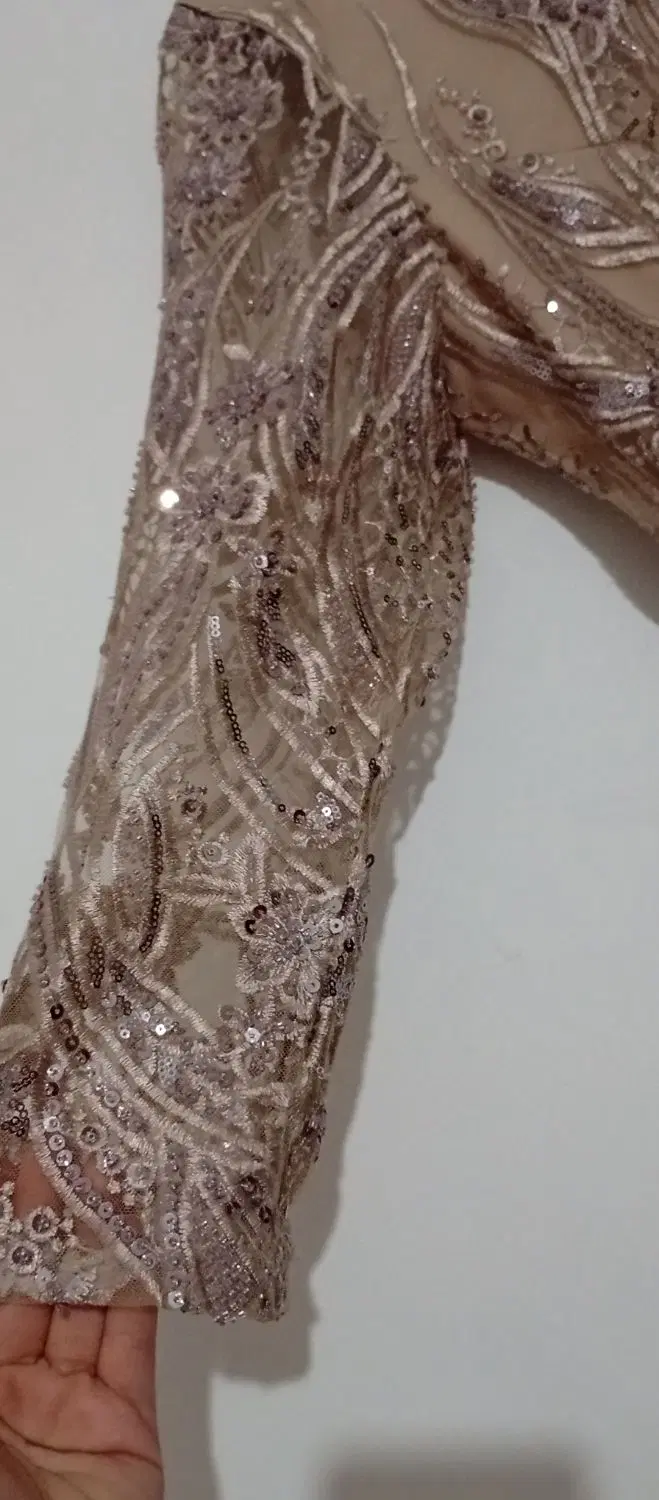 نو میباشد|لباس|شوط, |دیوار