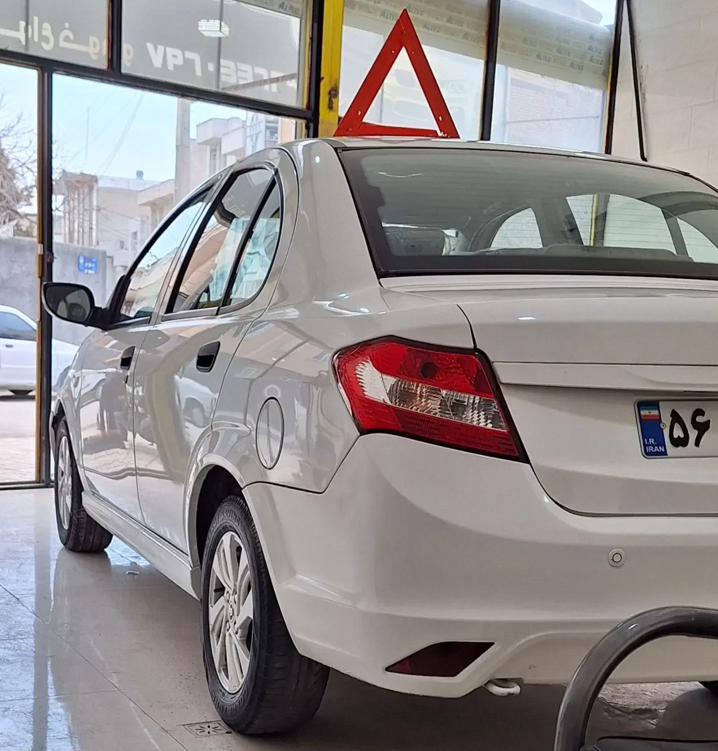 ساینا بدون رنگ 96|خودرو سواری و وانت|کرمانشاه, |دیوار